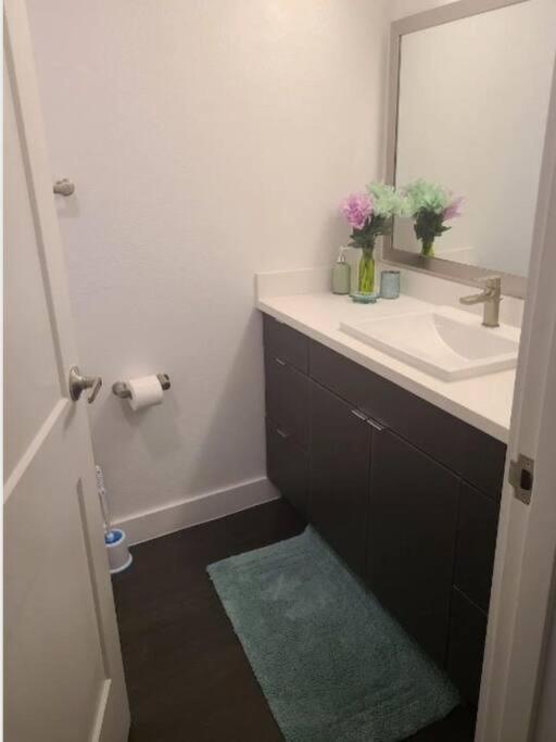 2Bedroom Downtown Los Angeles Pool And Gym Onsite. Exterior foto